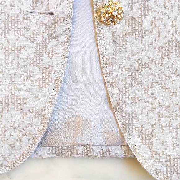 NWOT. The Limited Fully lined gold jacquard blazer with jeweled buttons. - Picture 8 of 8